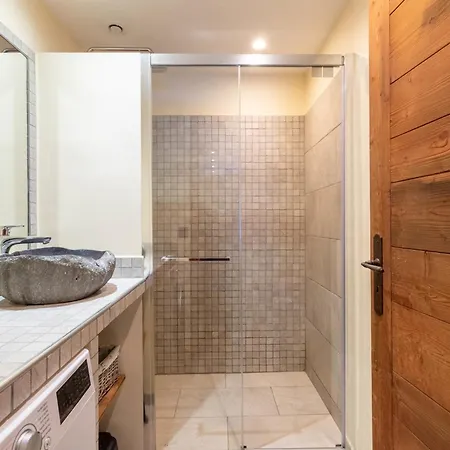 Les Lauzes 32-46 Appartement *